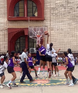 Sports & Play